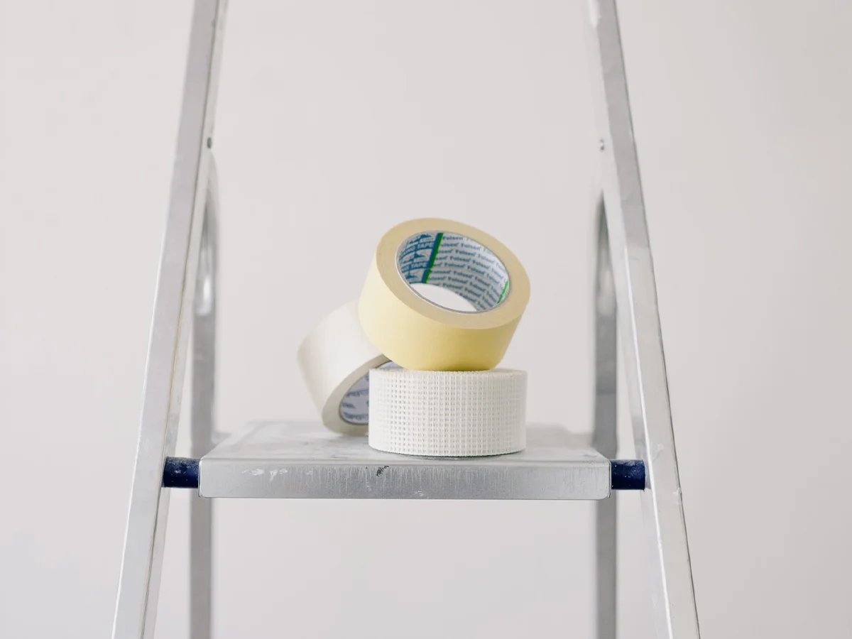Cinta y malla para juntas de drywall